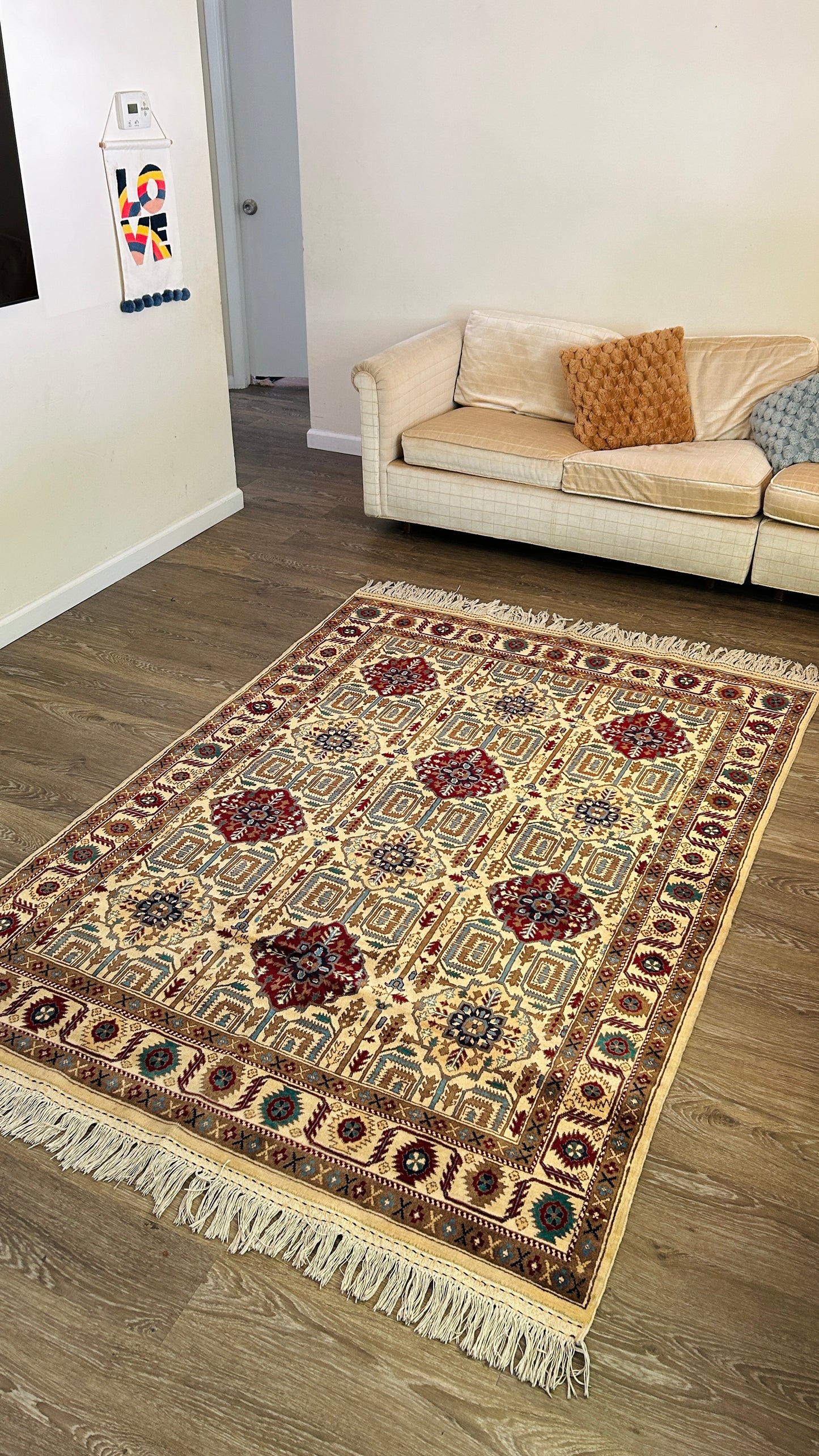 Handmade Rug 5 x 7