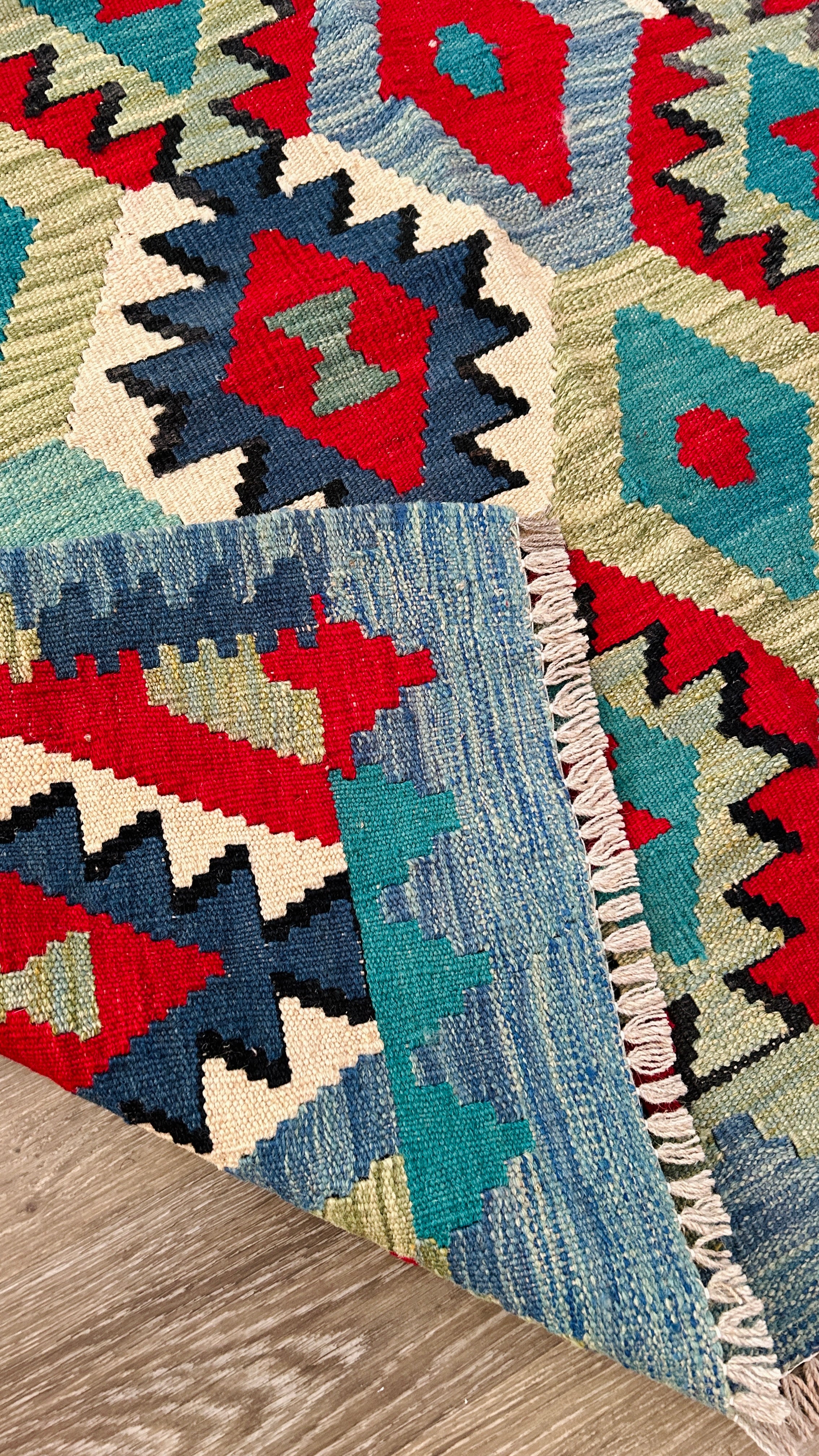 Kilim Rug 4'1