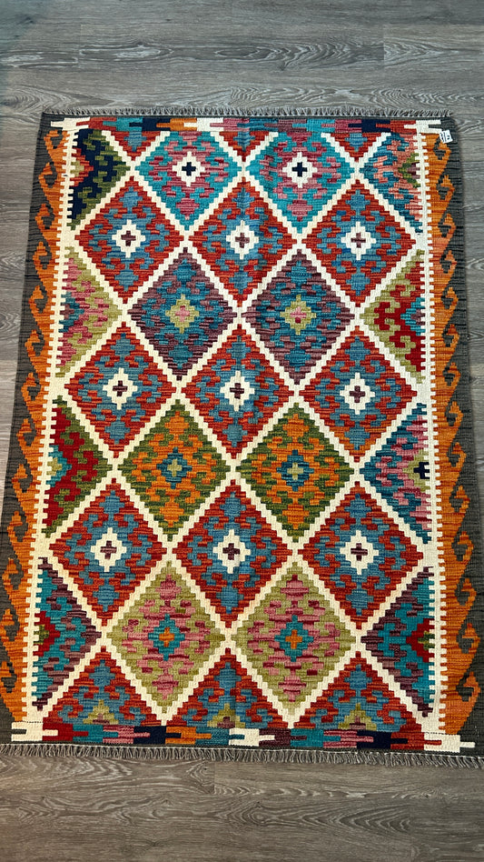 Kilim Rug 4 x 5'10"